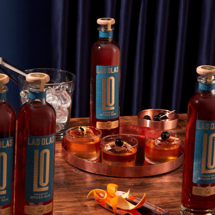 Las Olas Spiced Rum - Las Olas Spiced Rum & The New Fashioned Cocktail