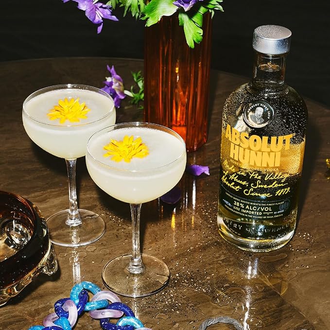Absolut Hunni, 70cl, image 3, The Liquor Club Brixton