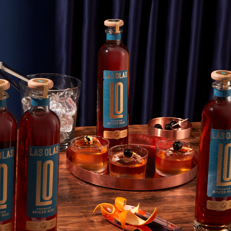 Las Olas Premium Spiced Rum, 70cl, image 3, The Liquor Club Brixton